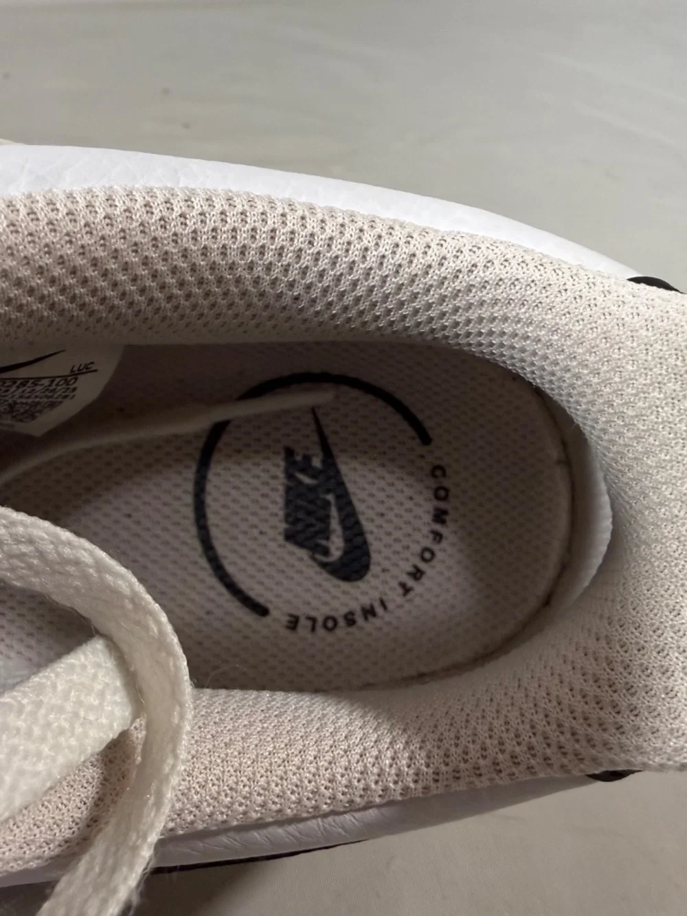 Nike Court Vision Low White Light Soft Pink Black Low Top Sneaker Sz 7 FD02585